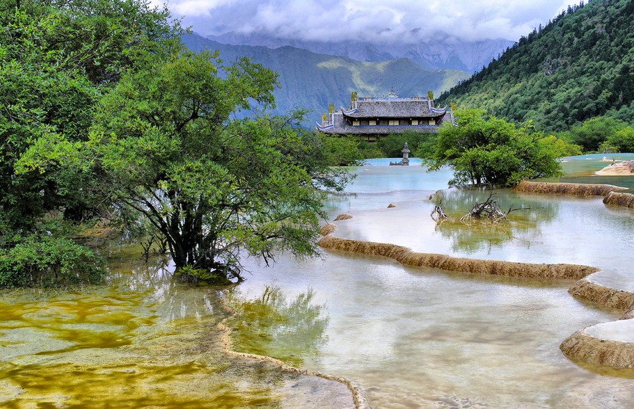 成都、九寨溝、黃龍、青城山、都江堰雙飛7天